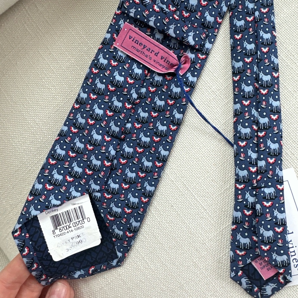 NWT Vineyard Vines Donkey Silk Tie | Handpicked Shep & Ian | Patriotic - Picture 5 of 6